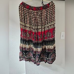 New. Ladies hippie skirt
